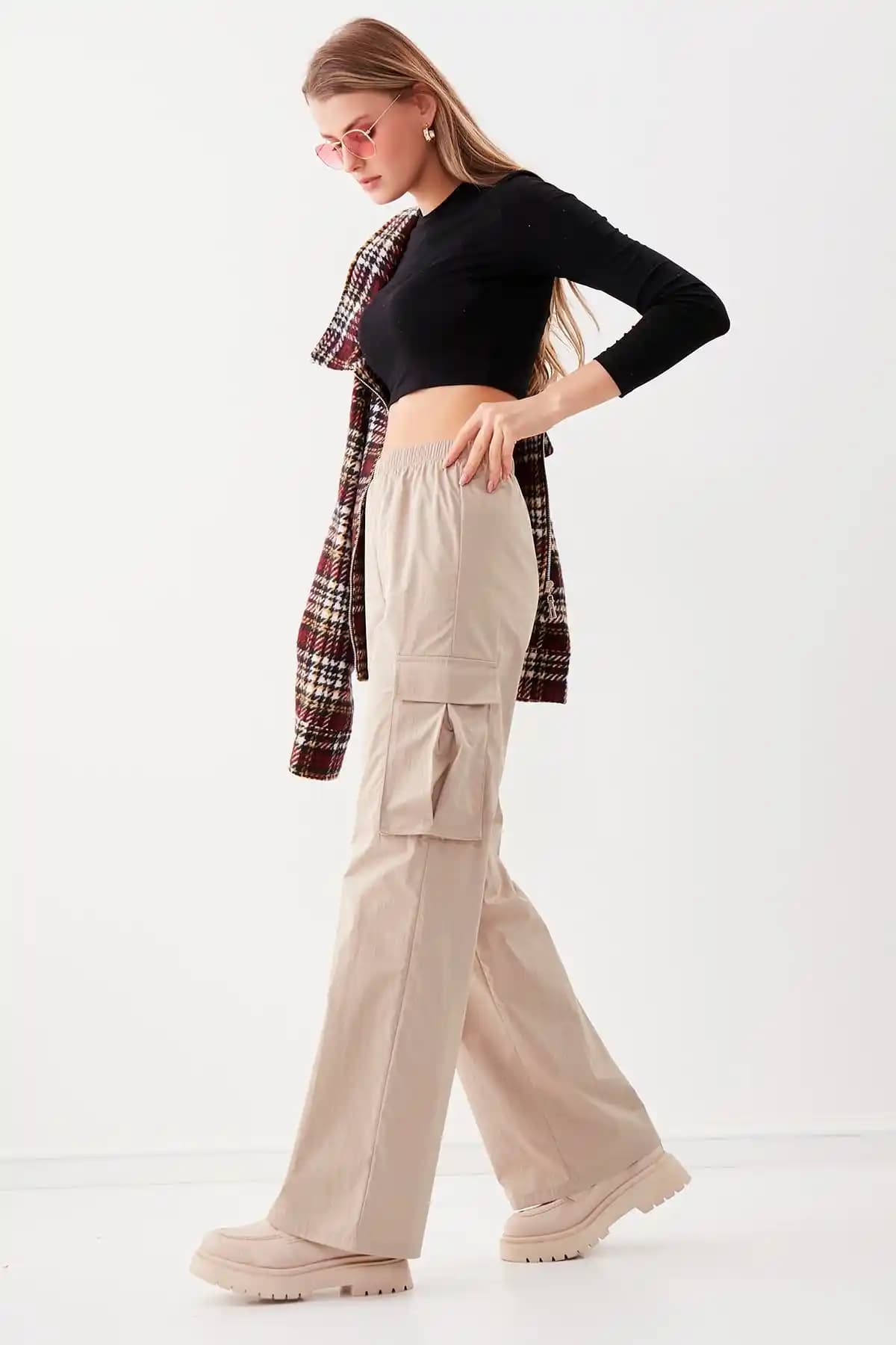 Pantolon Kampanyalarının Moda Dünyasındaki Yeri ve Önemi Analizi