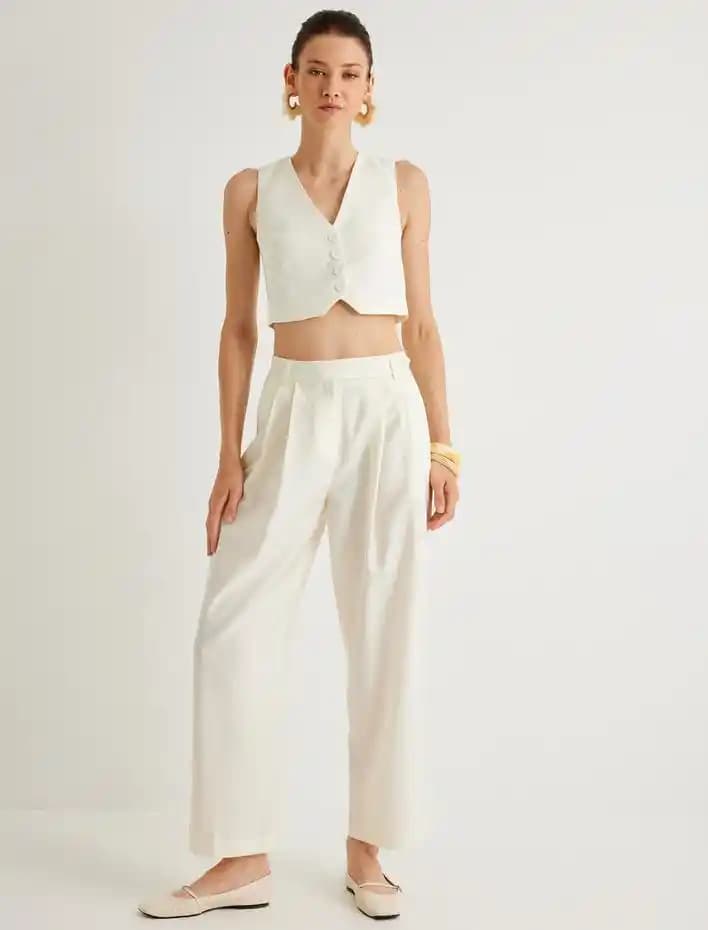 Pantolon Kesim Modelleri ve Güncel Trendler: Stil ve Konforun En İyi Kombinasyonu