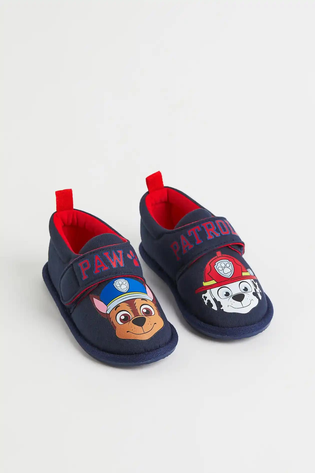 Paw Patrol Temalı Çocuk Ev Ayakkabıları Konfor ve Eğlenceyi Bir Arada Sunar