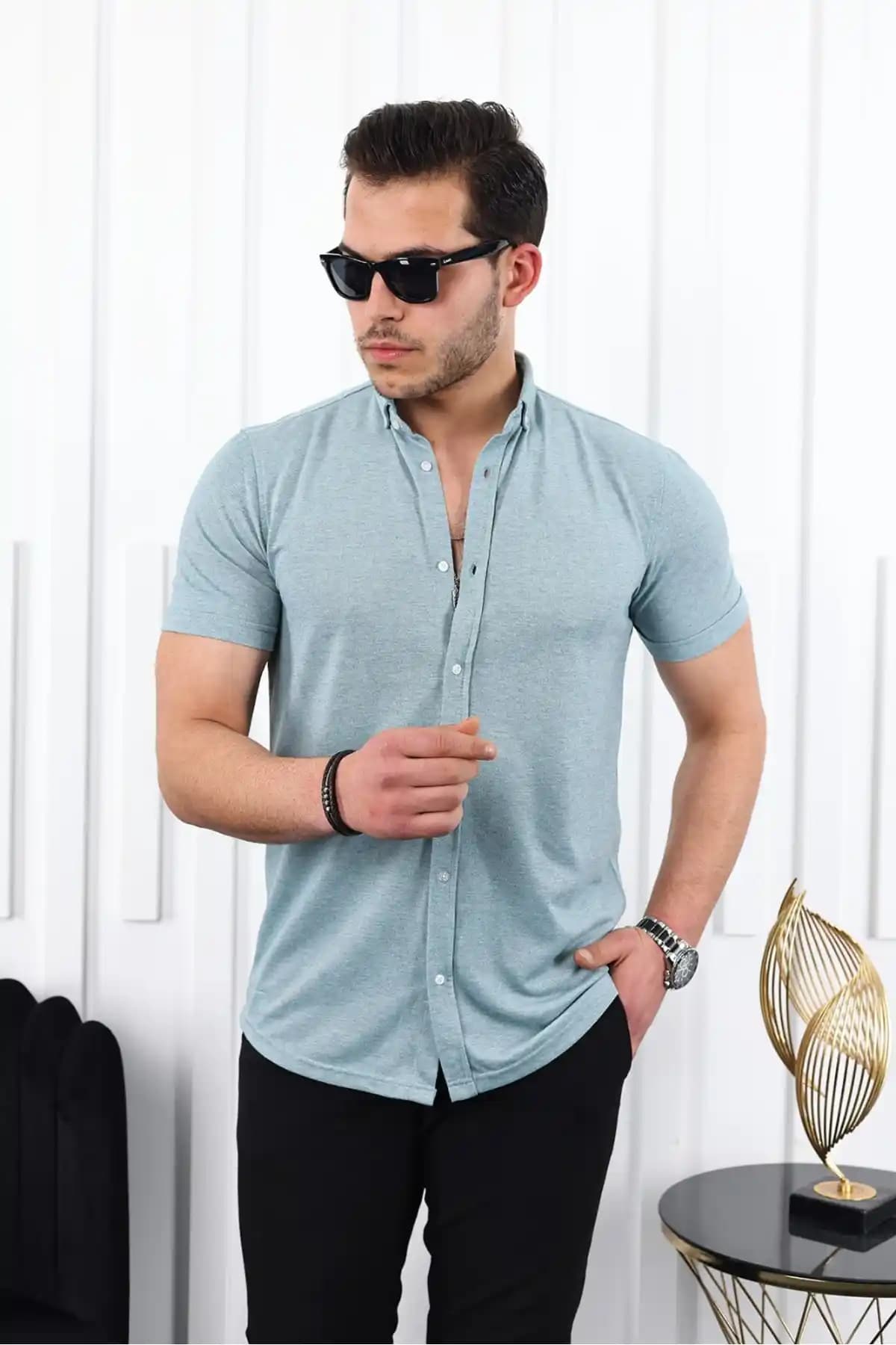 Penye Gömleklerin Moda Dünyasındaki Yeri ve Stil İpuçları