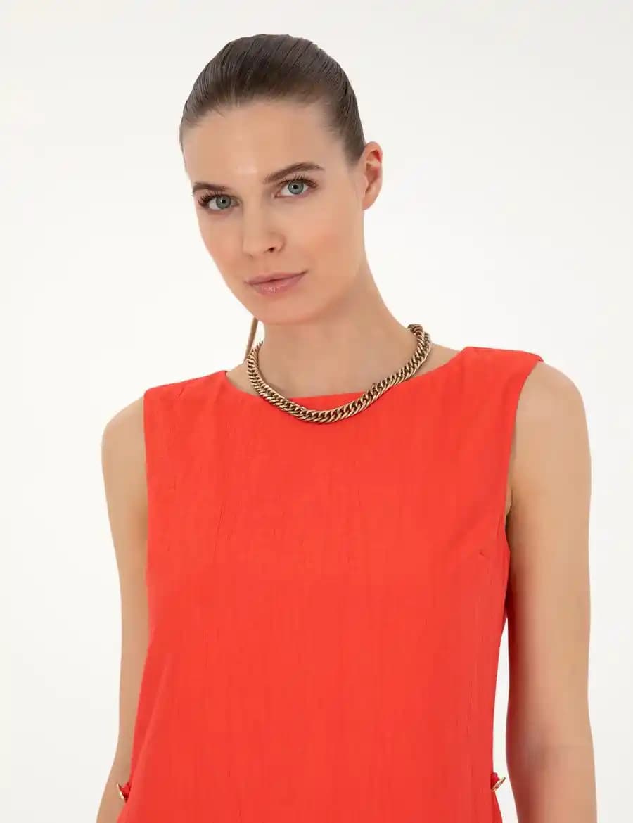 Pierre Cardin Elbise ve Etek Modelleri: Moda Dünyasında Yenilik ve Şıklık Rehberi