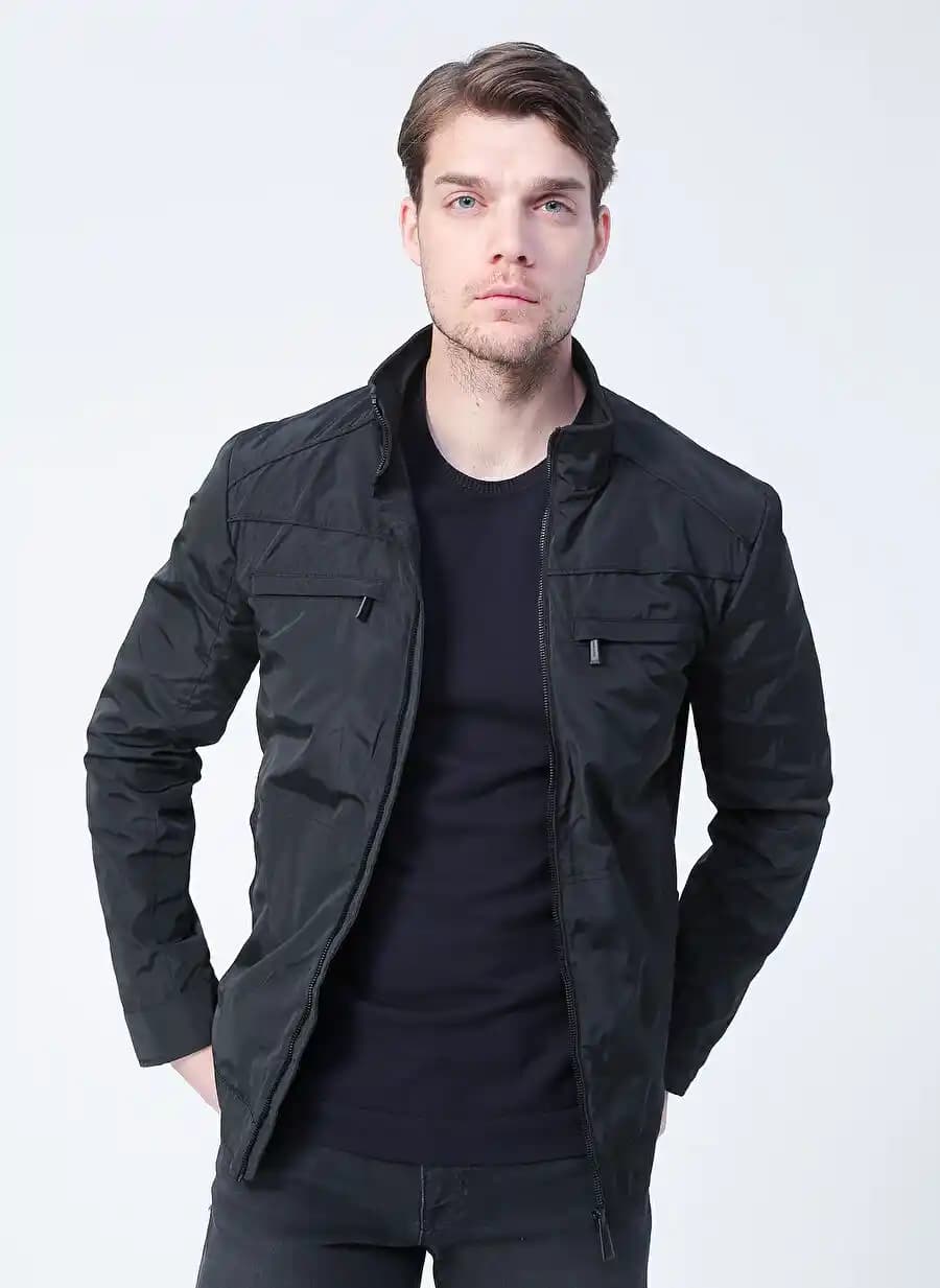 Pierre Cardin Erkek Mont Modasında Şıklık ve Kalitenin Birleştiği Modern Tasarımlar