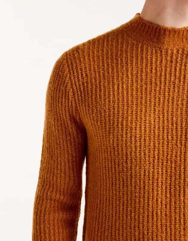 Pull and Bear Erkek Kazak Koleksiyonu ile Güncel Trendler ve Kombinasyon İpuçları