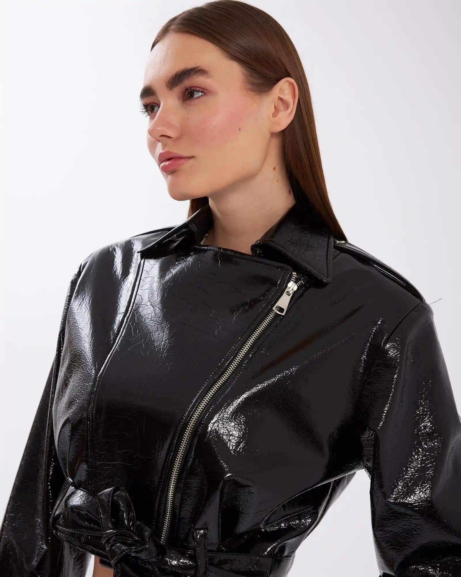 Rugan Ceket Modasında Güncel Trendler ve Stil İpuçları 2023