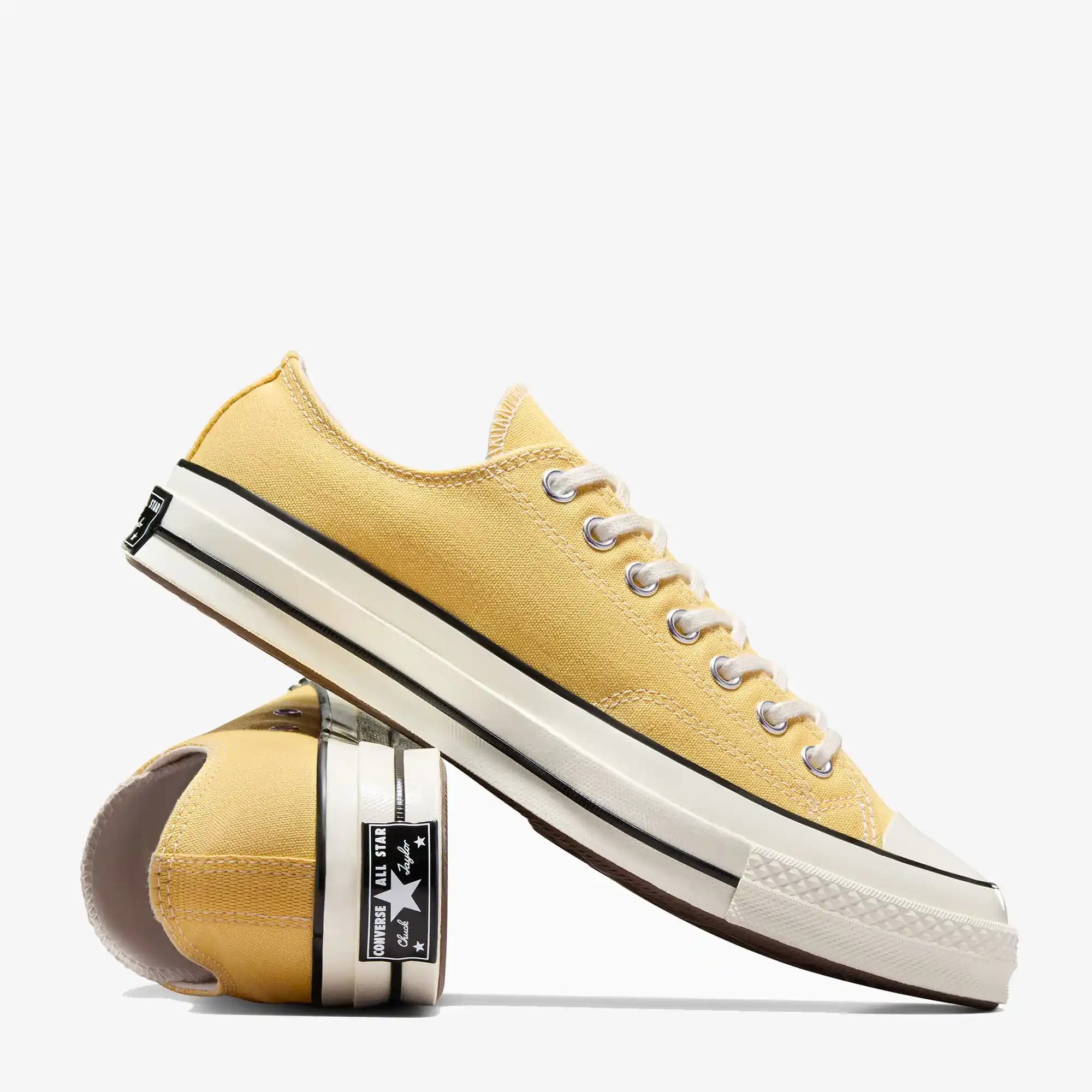 Sarı Converse Chuck 70 ile Tarzınızı Canlandırın ve Moda Dünyasında Fark Yaratın