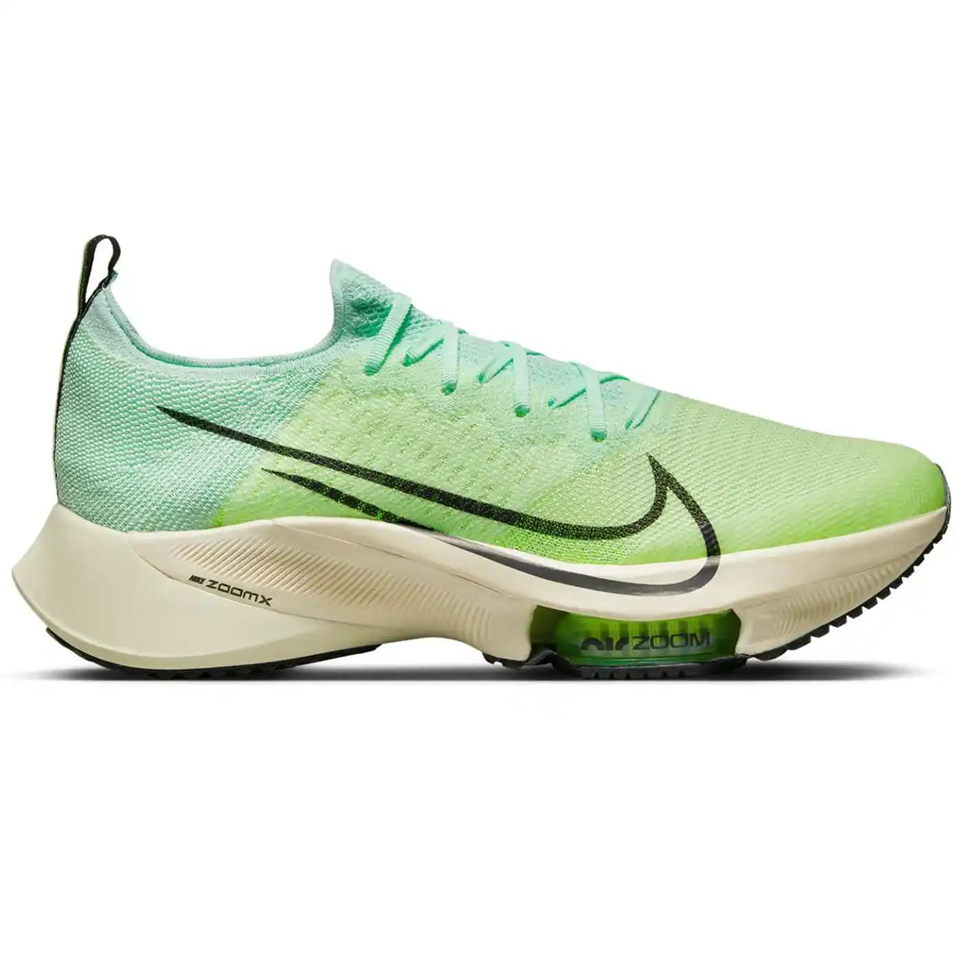 Sarı Renk ve Air Zoom Spor Ayakkabılarla Modern ve Enerjik Stil Yaratın