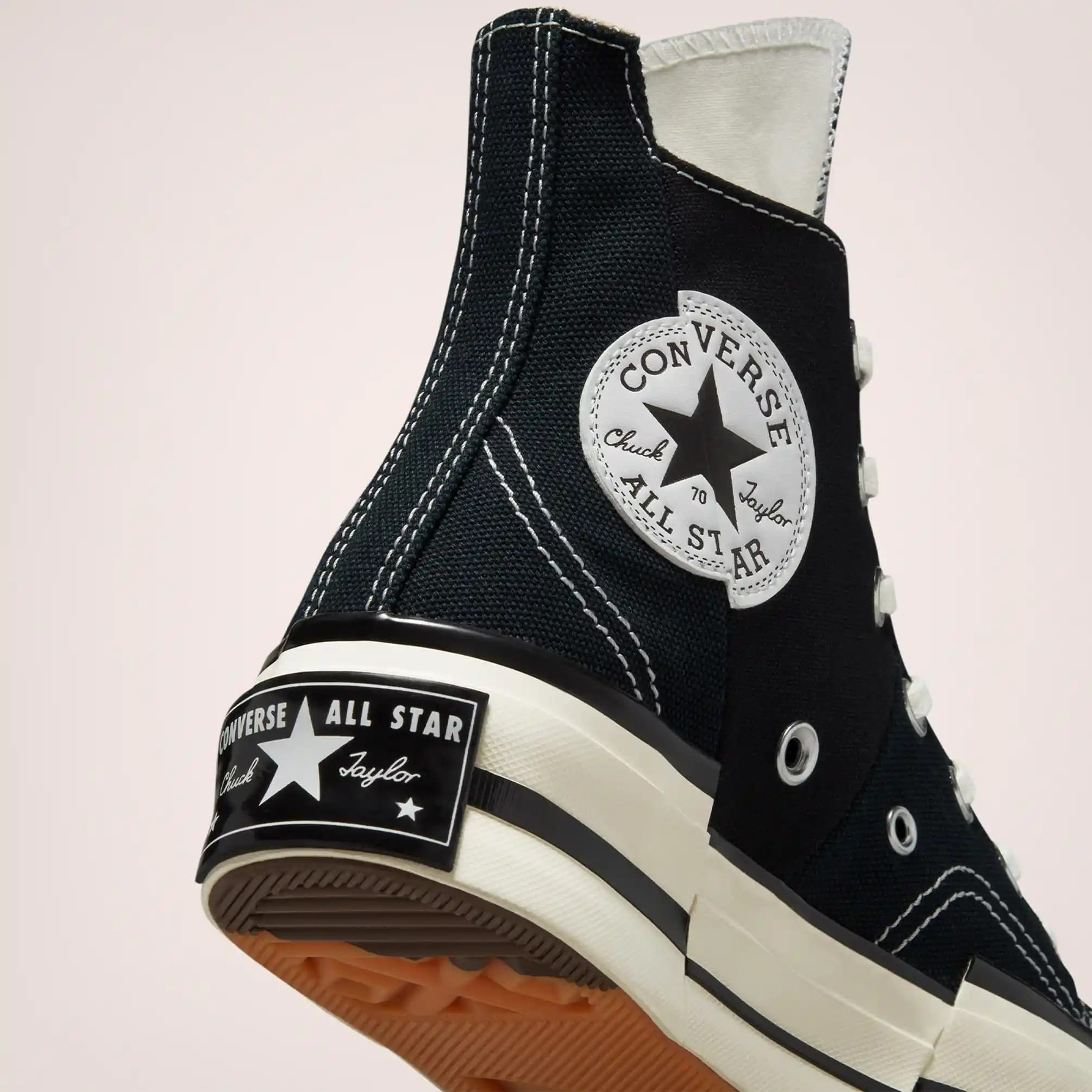Siyah Converse Ayakkabılarının Moda Dünyasındaki Kalıcı Yeri ve Stil İpuçları