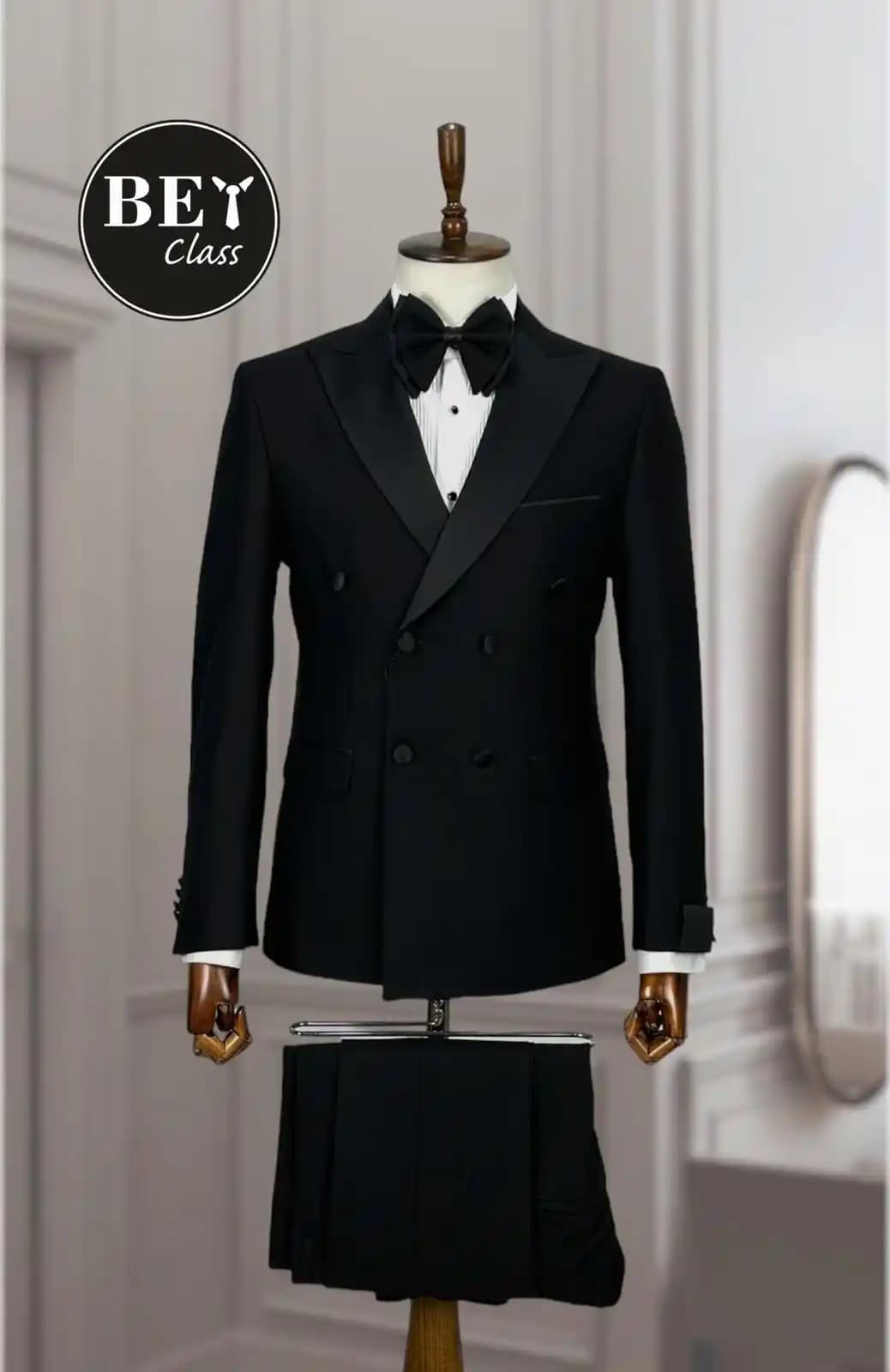 Siyah Damatlık Seçimi ve Kombinasyon İpuçlarıyla Şıklığınızı Yükseltin