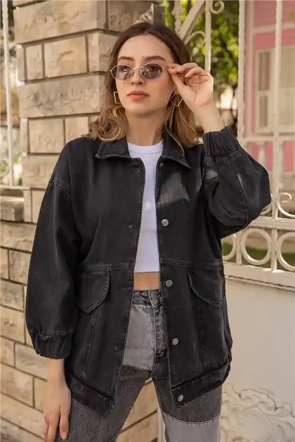 Siyah Kot Ceket: Zamansız Moda Parçası ve Stil İpuçları