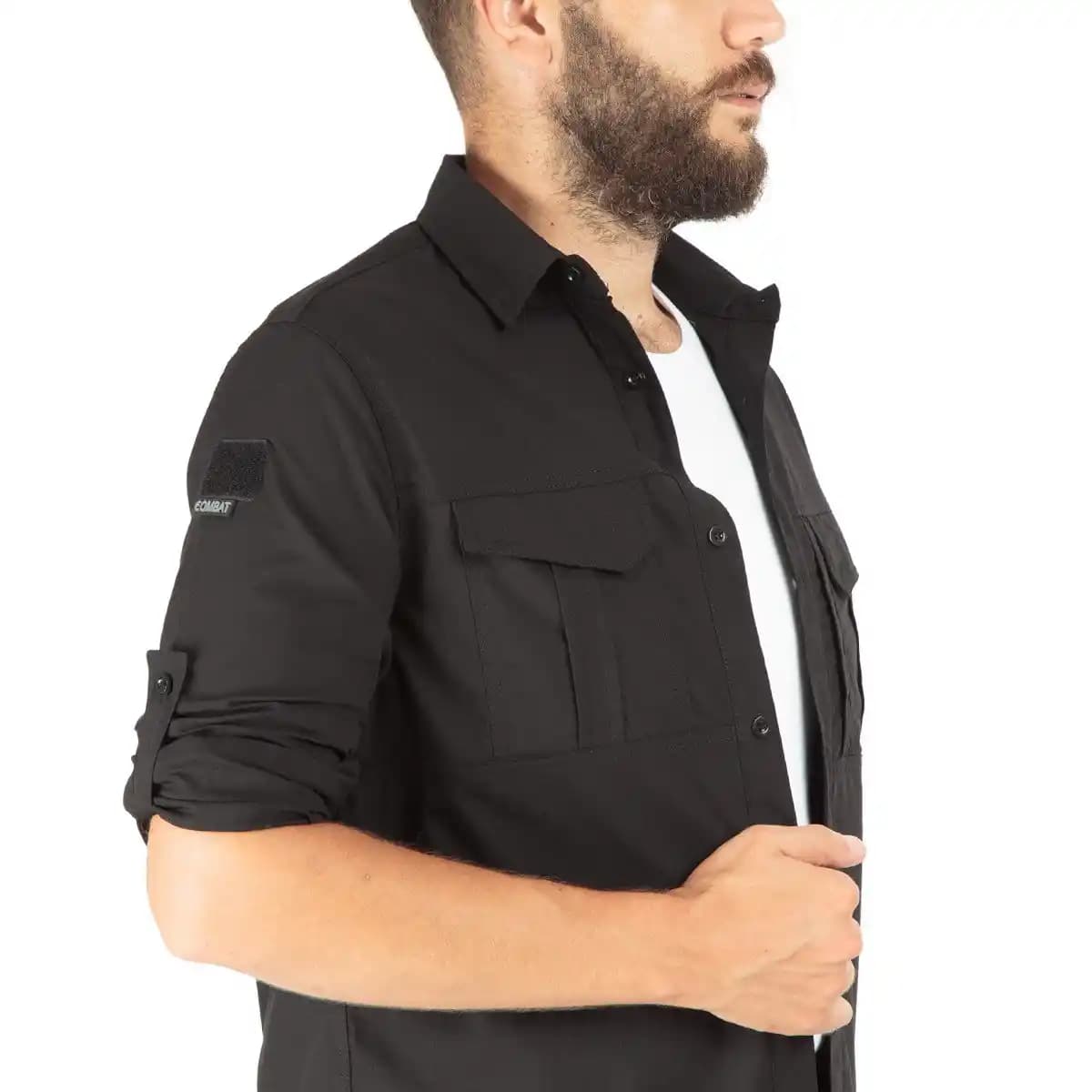 Siyah Taktik Gömlek Moda Dünyasında Zamansız ve Çok Yönlü Bir Parça