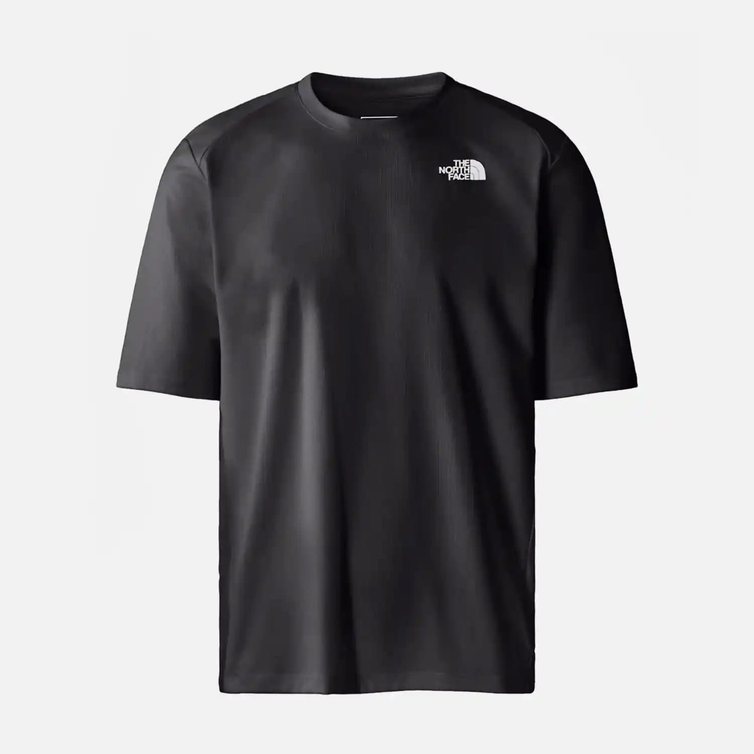 Siyah Tişörtlerin Moda Dünyasındaki Yeri ve North Face ile Stil Rehberi