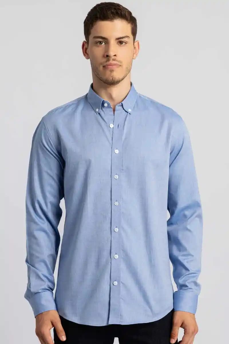 Slim Fit Modası: Modern Şıklık ve Konfor Sunan Dar Kesim Giyim Trendleri