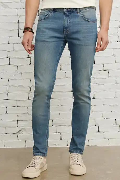 Slim Fit ve Extra Slim Fit Nedir Moda Trendlerine Uygun Giyim Terimleri