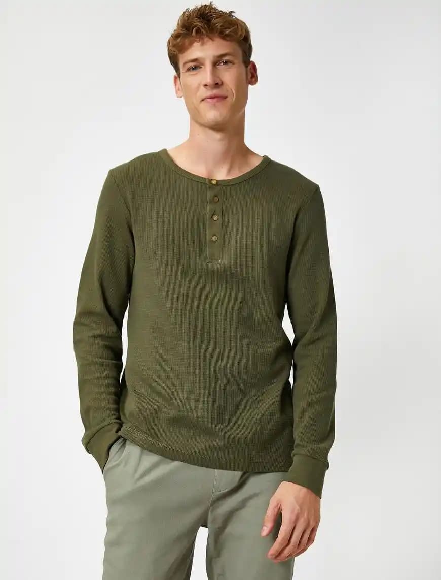 Slim Tişörtlerle Moda ve Rahatlığın Buluşması: Stil İpuçları ve Kombinasyonlar