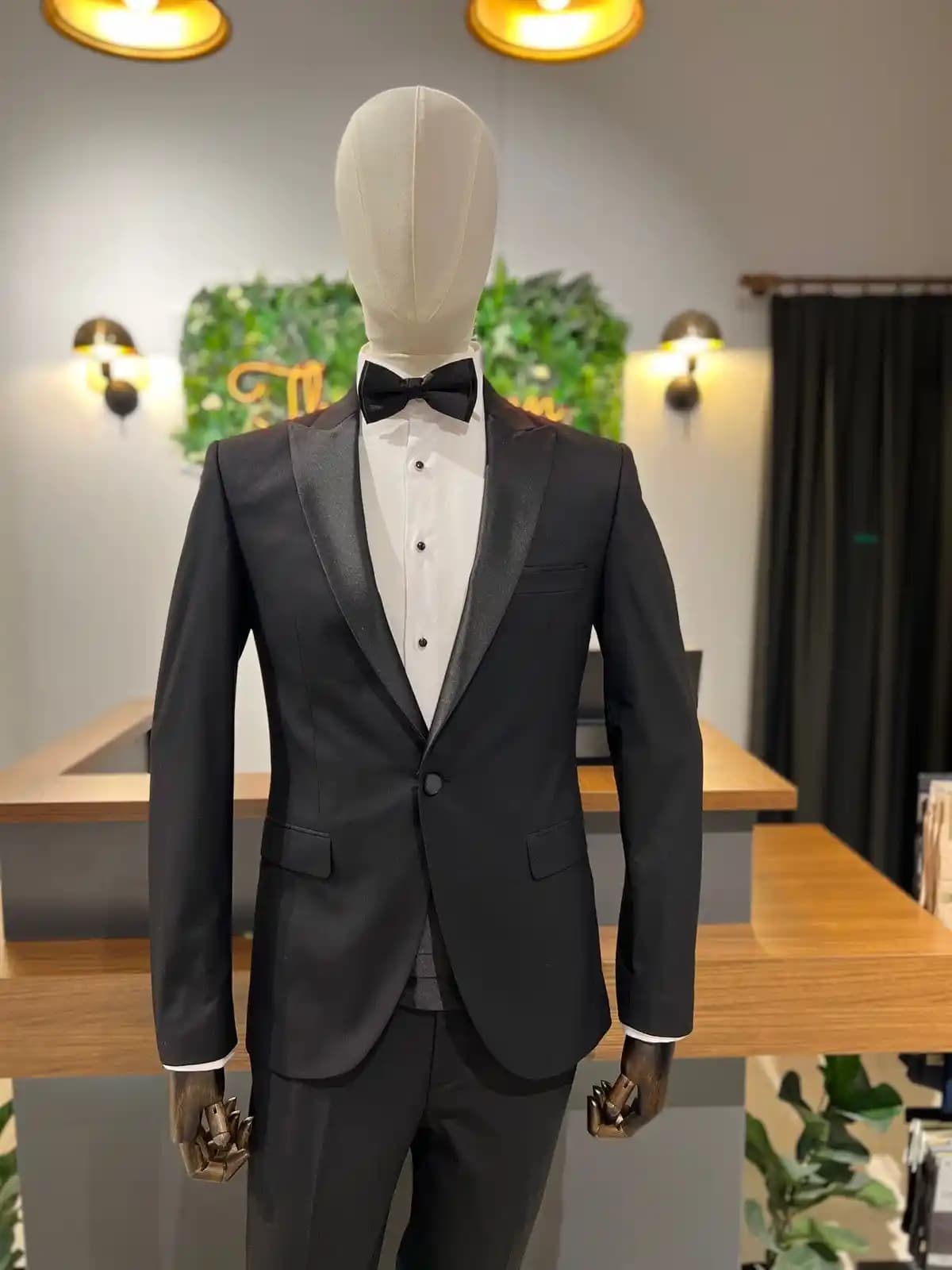 Smokin Yaka: Moda ve Şıklık İçin Zarif Detaylar ve Stil İpuçları