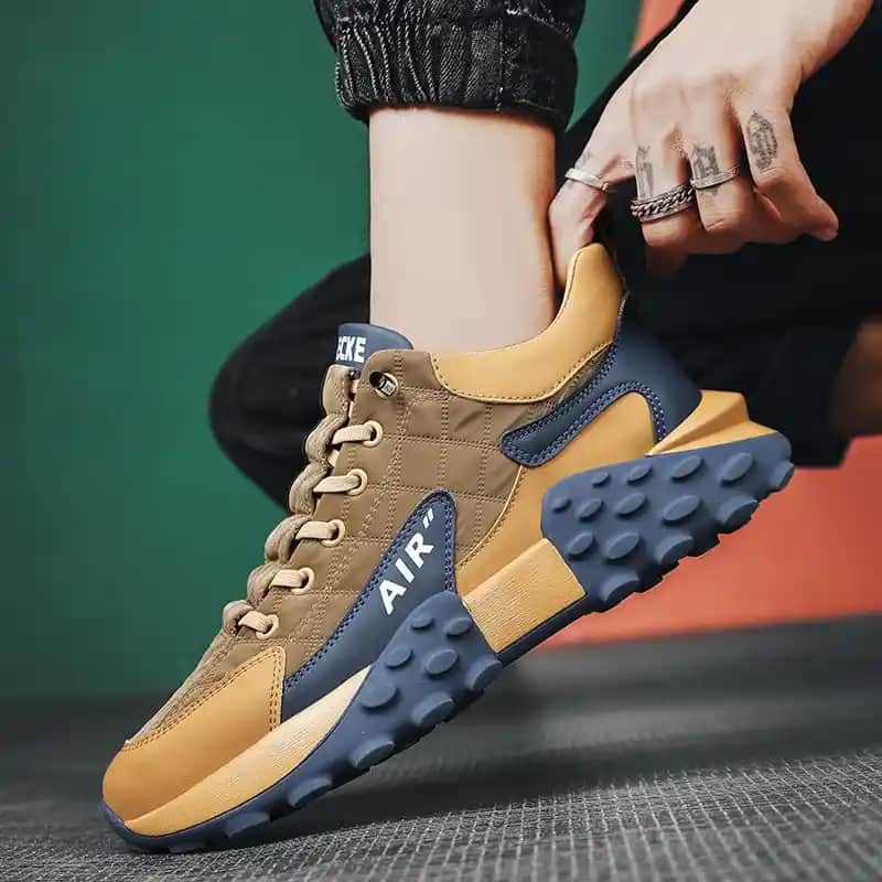 Sneakers Modası ve Popüler Markalar Hakkında Güncel Bilgiler ve Trendler