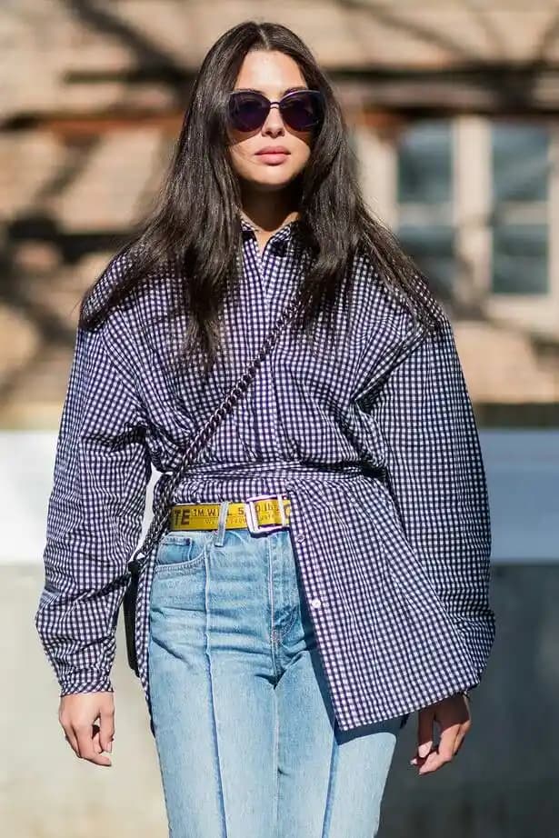 Sokak Giyimi: Günümüz Moda Trendleri ve Kişisel Tarzın Oluşumu