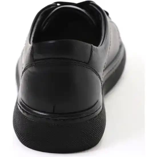 Stone Blue Ayakkabılar: Modern ve Şık Renk Seçeneğiyle Stilinizi Yükseltin