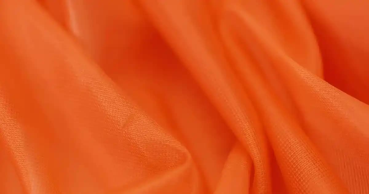 Taba Rengi Pantolon Kombinleri Kadınlar İçin Şık ve Uygun Fiyatlı Stil Önerileri