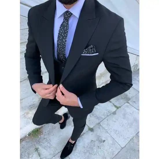 Takım Elbise Seçimi ve Güncel Moda Trendleri Hakkında Kapsamlı Rehber