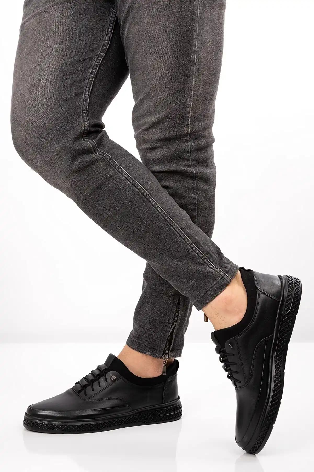 Taraklı Ayaklar İçin Doğru Ayakkabı Seçimi ve Stil Önerileri