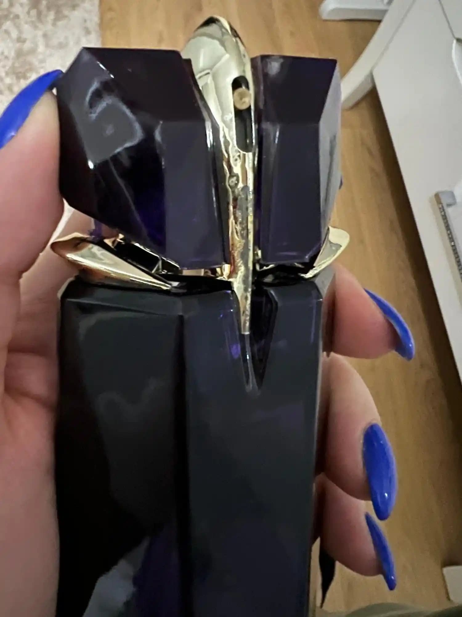 Tarz Parfüm Seçimi ve Moda ile Uyum Sağlayan Koku Trendleri