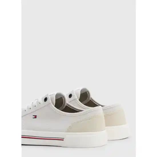 Tommy Hilfiger Bej Erkek Sneaker ile Şıklık ve Konfor Bir Arada