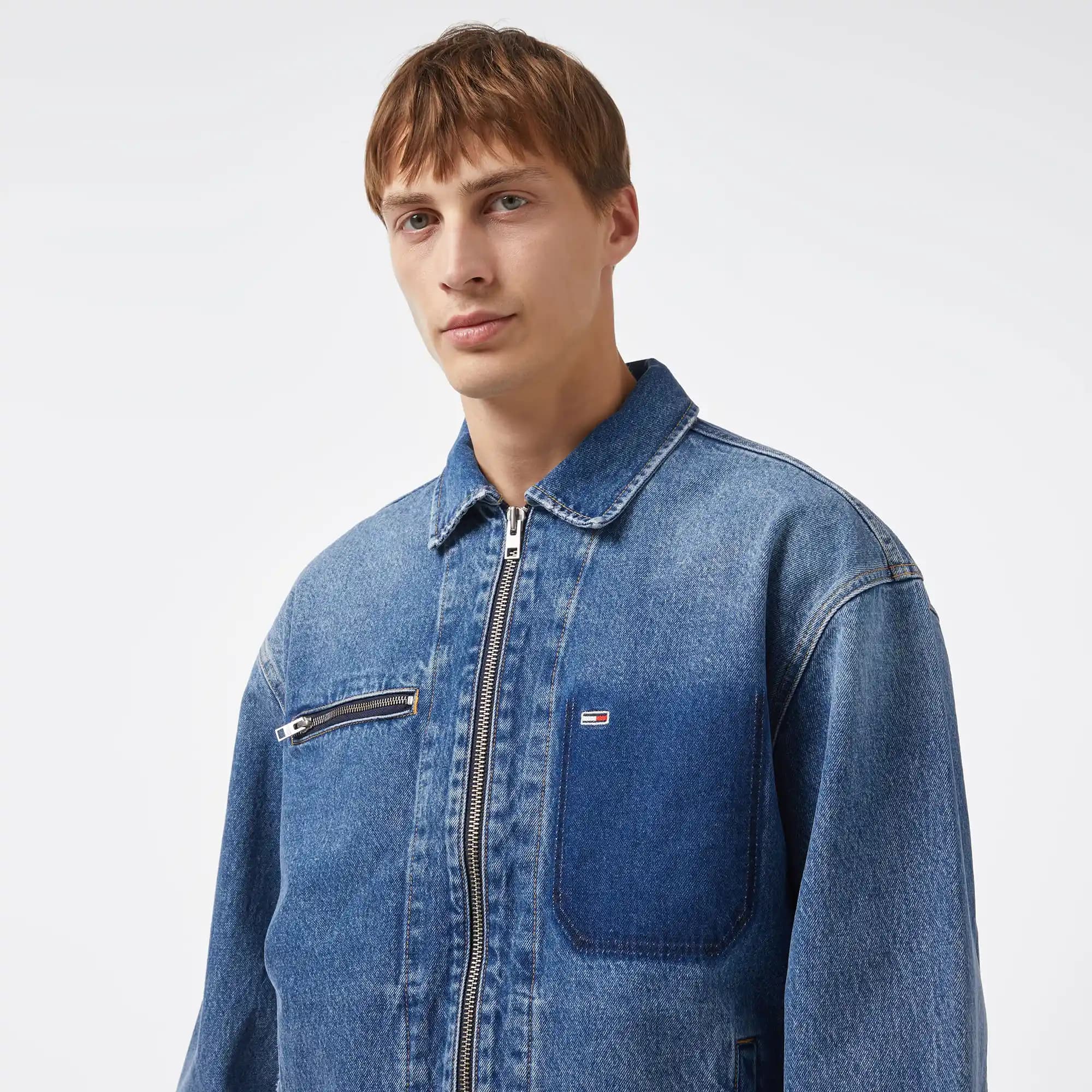 Tommy Hilfiger Erkek Kot Ceketleri: Şık ve Rahat Kombinasyonlar İçin Güncel Moda Rehberi