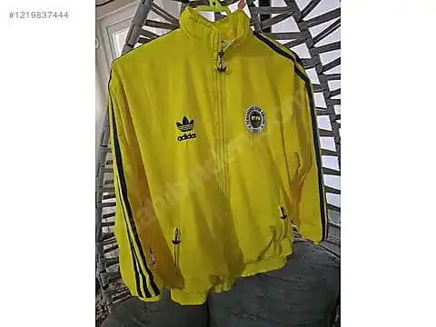 Vintage adidas esofman üstleri: modern tasarımlarla nostaljik spor şıklığı
