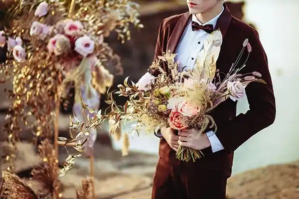 Vintage Damatlık Trendleri ve Kir Düğünleri İçin Stil Önerileri