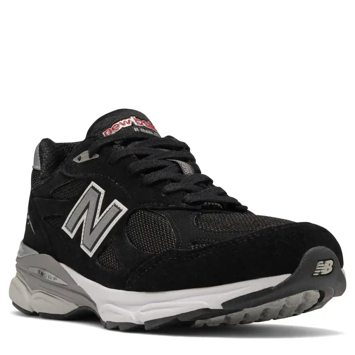 Yeni Balance 990 Siyah Ayakkabı: Moda ve Konforun Zamansız Buluşması