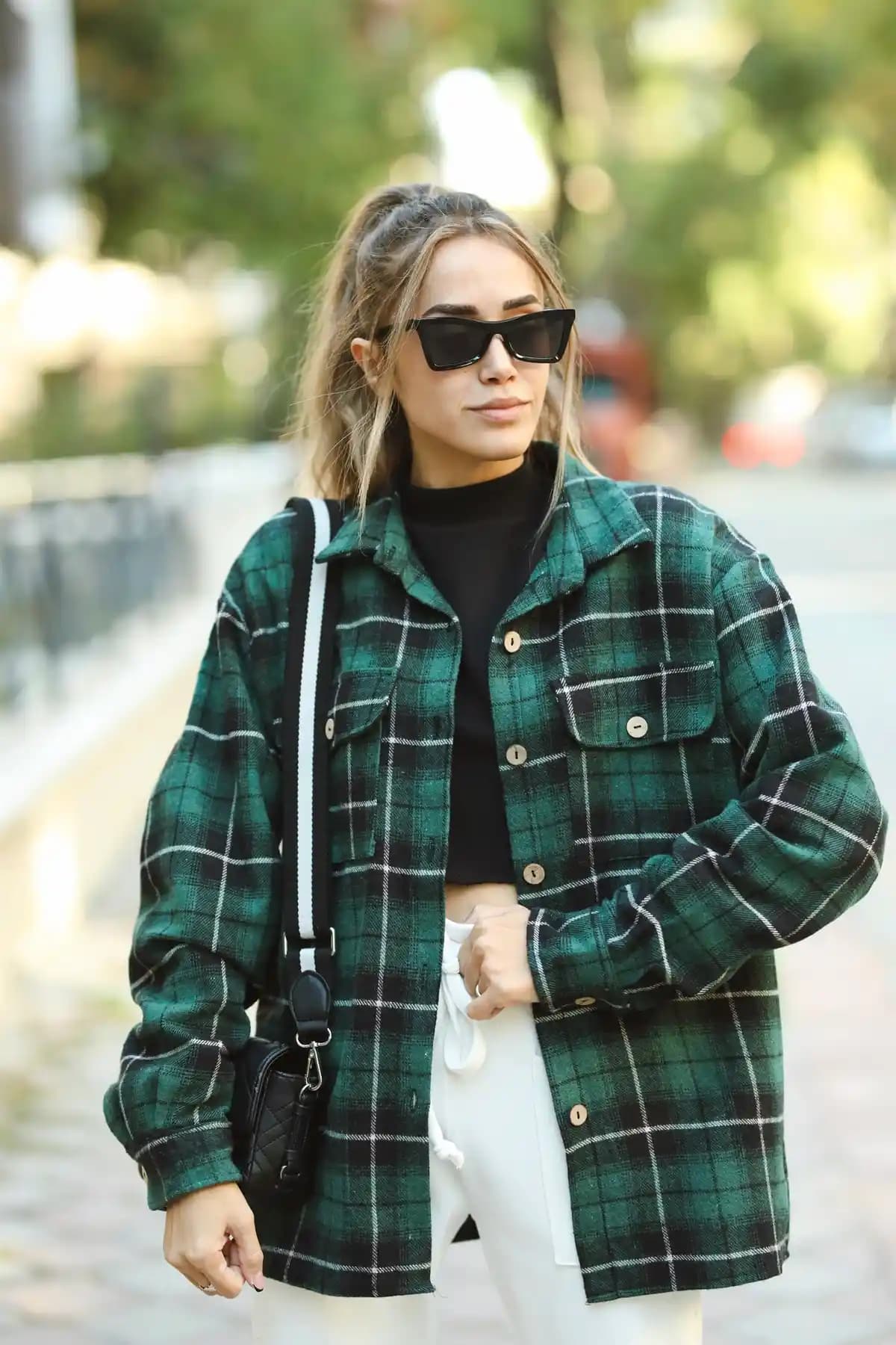 Yeşil Oduncu Gömleği Moda Trendleri ve Stil Önerileri 2023