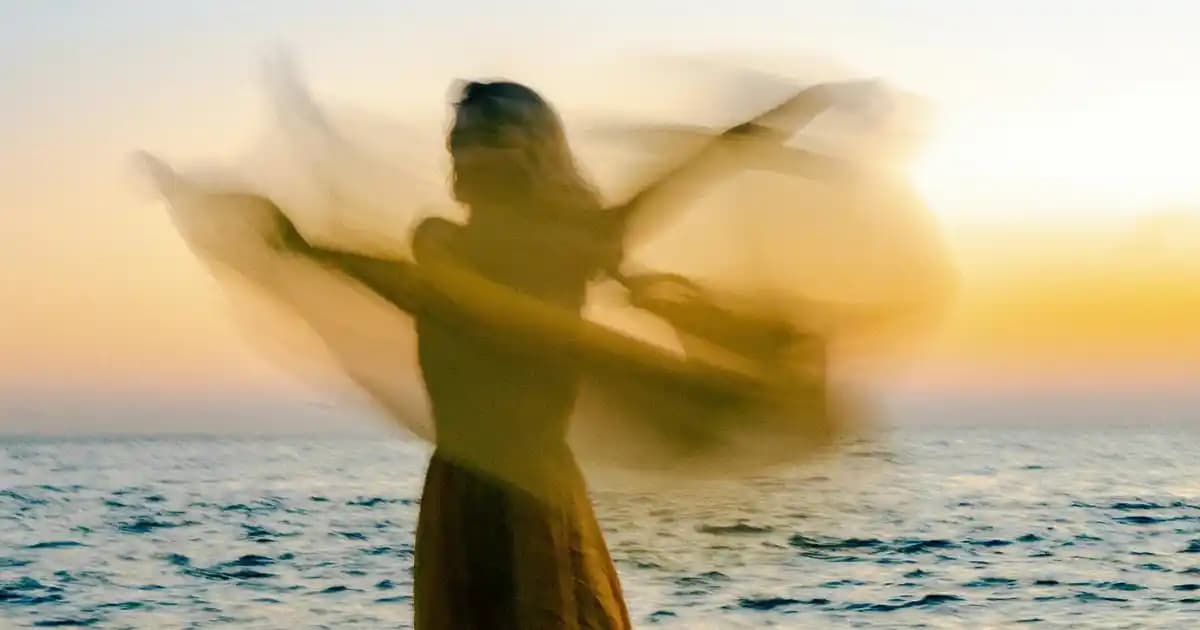 Çocuklar İçin Yağmurluk Seçim Rehberi: Fonksiyonellik ve Şıklık Bir Arada