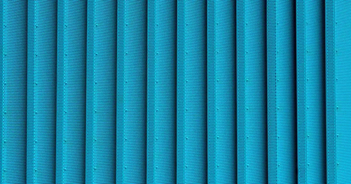 Düz Kesim Jeanler: Zamansız ve Çok Yönlü Moda Parçası Hakkında Detaylı Bilgi