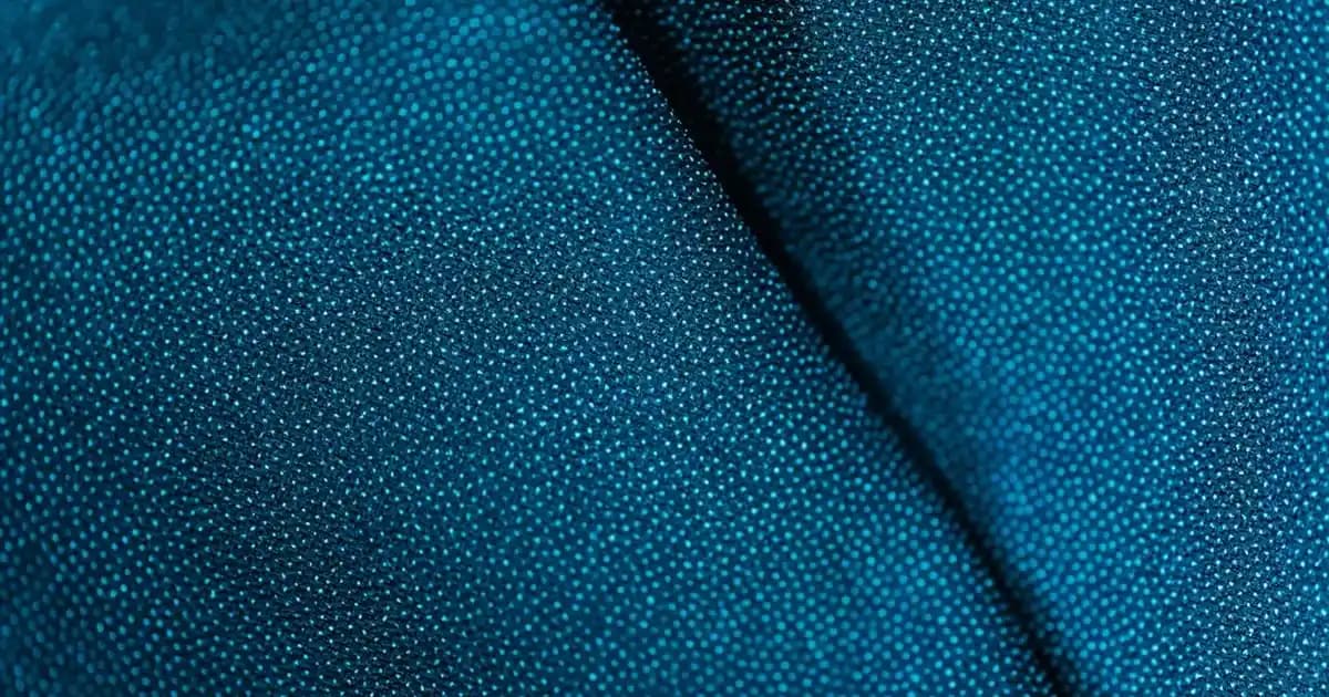 2025'te Ekoseli Eteklerle Zamansız Şıklığın 5 Sırrı