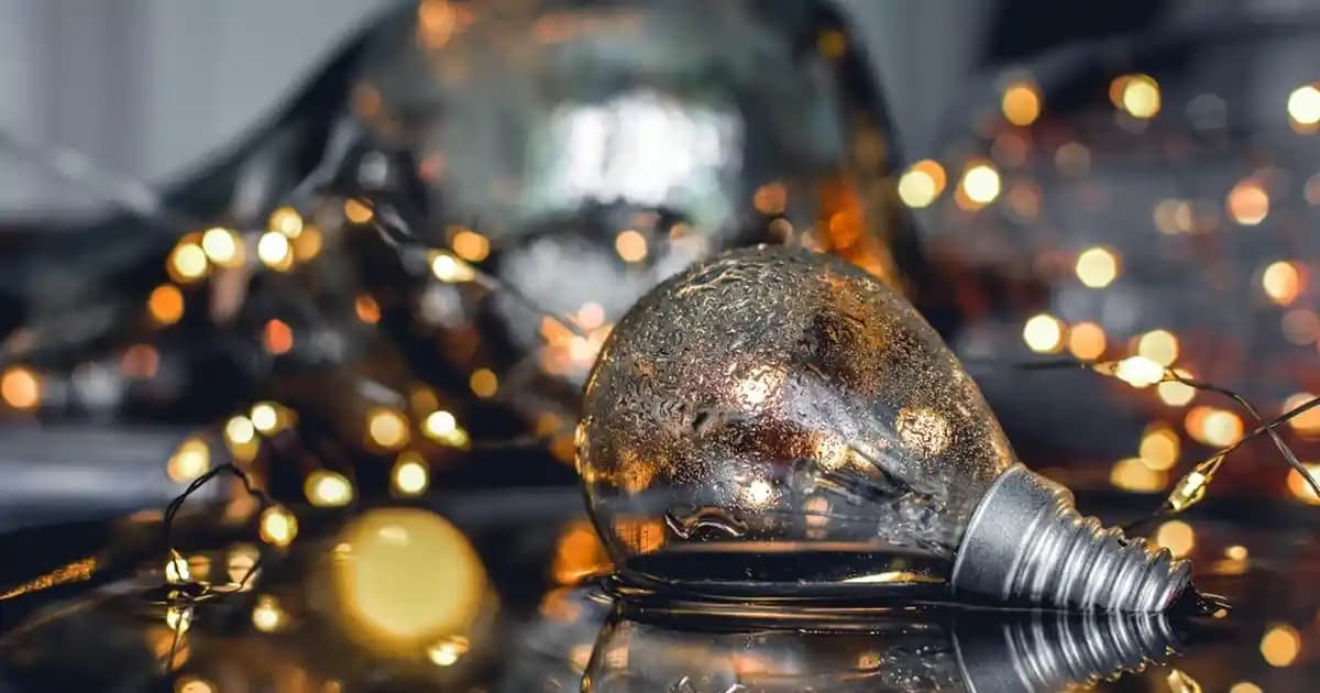 Genç Bayanlar İçin Modern ve Şık Gömlek Modelleri Trendleri ve Kombin İpuçları