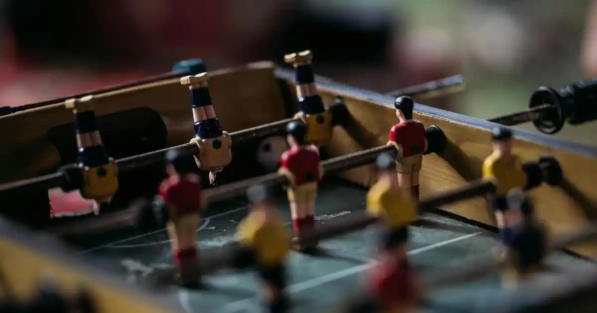 Kadın Gömlekleri: Modanın Temel Parçası ve Güncel Trendler Hakkında Detaylı Bilgi