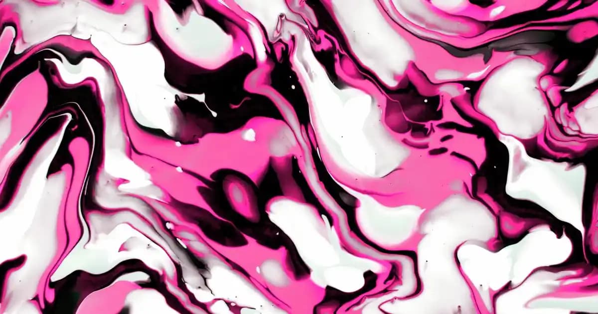 Kadın Yazlık Ceketler: Yaz Aylarında Şıklık ve Konforu Bir Arada Sunan Modeller