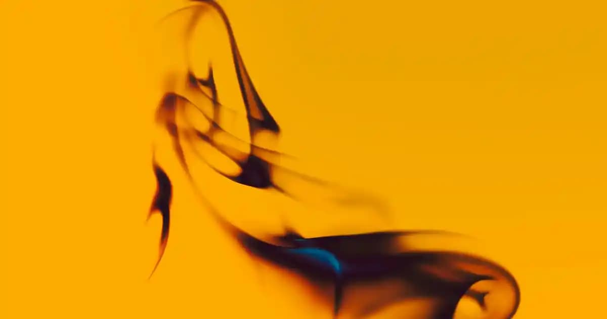 2025'te Kadınların Gardırobunu Değiştirecek Saten Gömlek Sırları