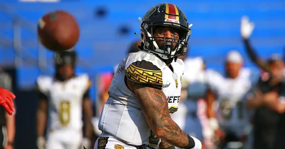 2025'te Krem Blazer Ceketlerle Şıklığınızı Zirveye Taşımanın 5 Sırrı