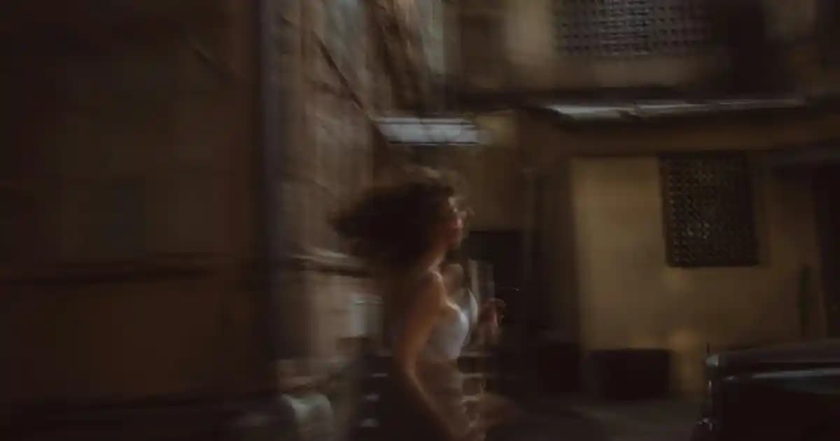 Kuru Motor Yağı Lekesini Kıyafetlerden Etkili ve Pratik Yöntemlerle Nasıl Çıkarılır