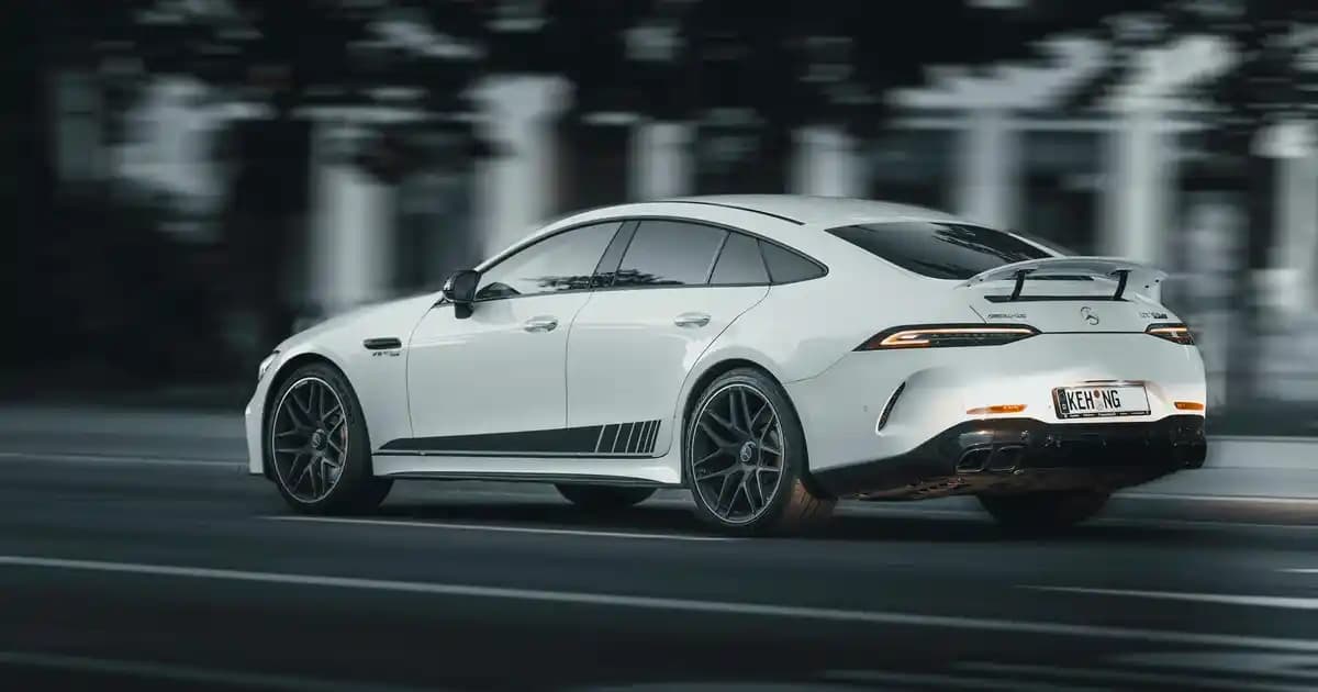 Pazen Gömleklerin Özellikleri ve Modadaki Yeri Hakkında Kapsamlı Bilgi