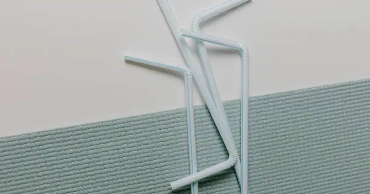 Pembe Takım Elbise Modelleri ve Kombinasyon İpuçlarıyla Şıklığınızı Yükseltin