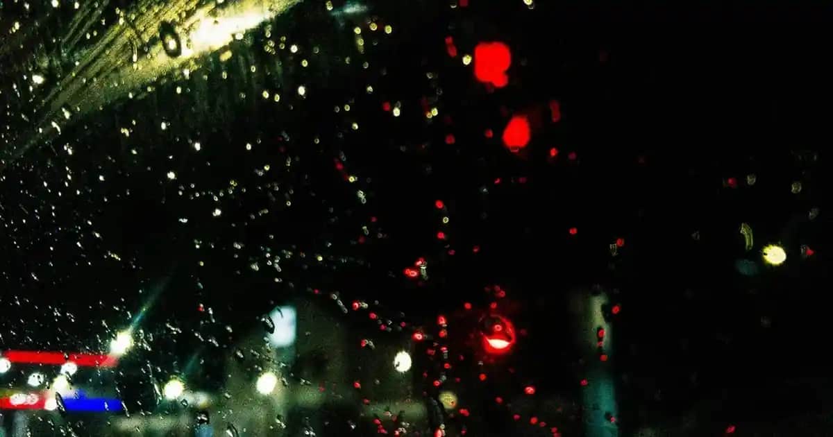 Renkli Tesettür Elbise Trendleri ve Seçim Rehberi 2024