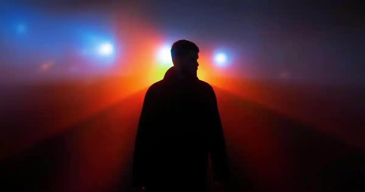 2025'te Siyah Poplin Elbise ile Şıklık ve Konforun Sırrını Keşfedin