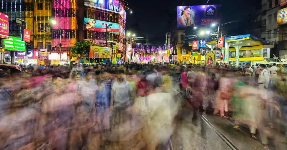 Zara'nın Canlı Yeşil Deri Ceketi: Moda Dünyasında Yeni Trend ve Kombinasyon Rehberi