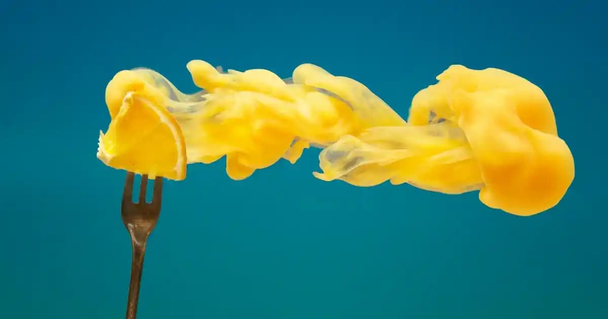 2025'te Zara Saten Kamisol Elbiselerle Şıklık ve Rahatlık Sırrı