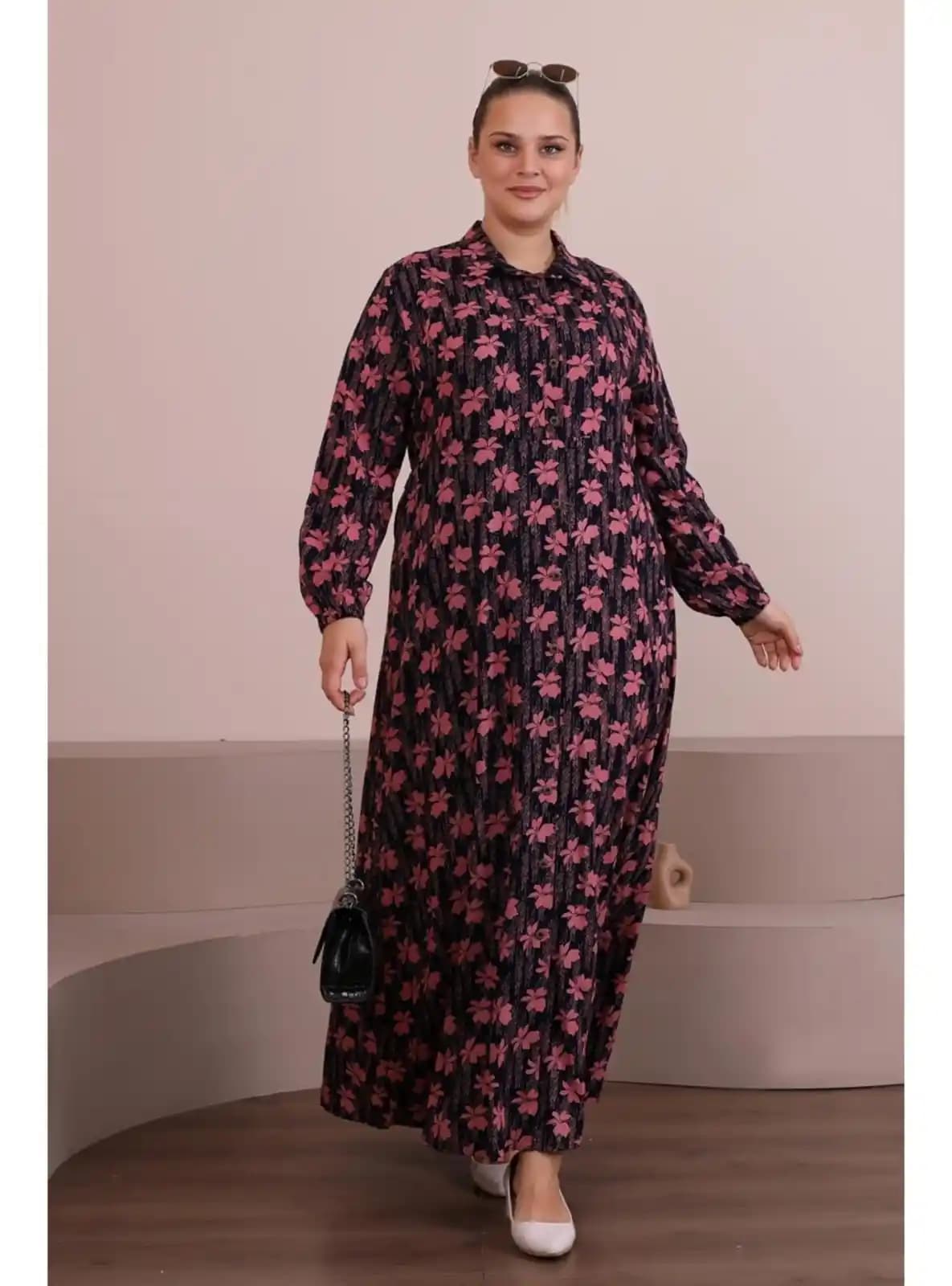 Büyük Beden Yazlık Elbiseler: Yaz Sezonunda Şıklık ve Konforun Buluşması