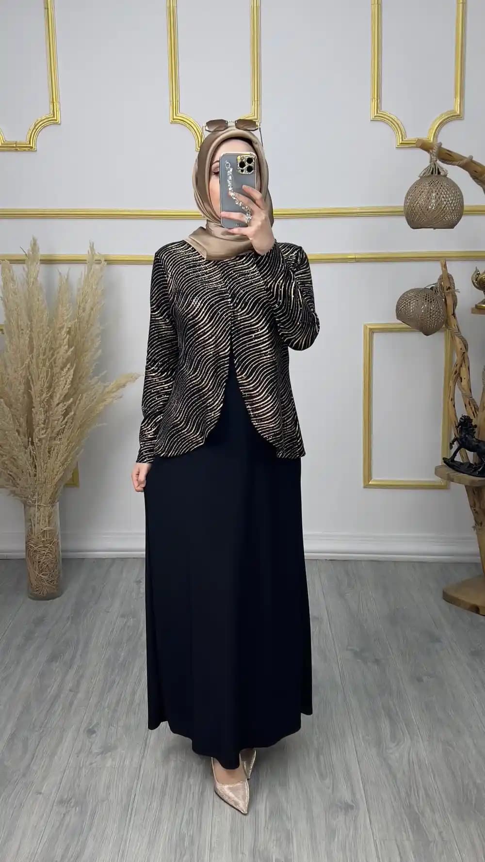 Çizgi Abiye Modelleri ve Şıklık İçin Stil İpuçları 2024