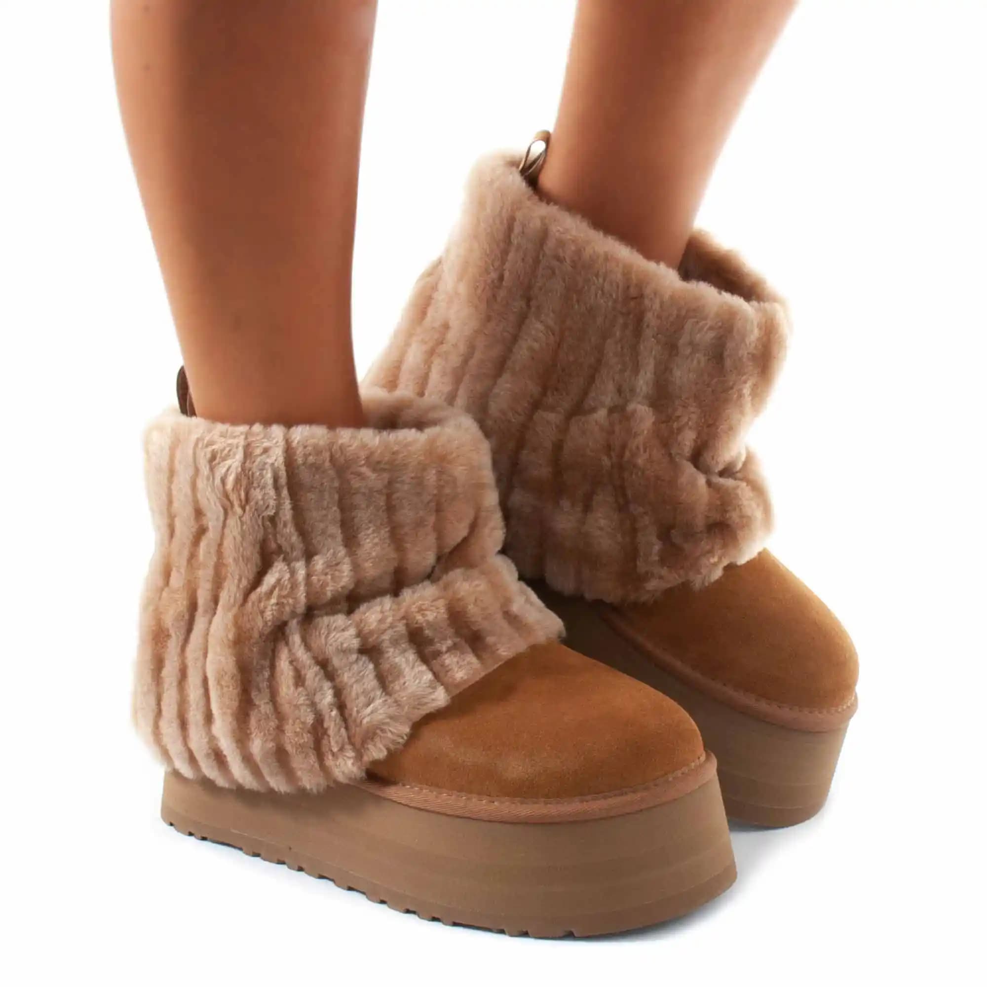 Çoraplı Ugg Modelleriyle Konfor ve Şıklığı Bir Arada Yakalayın